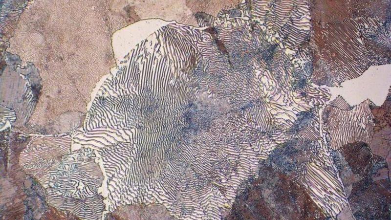 ANÁLISE METALOGRÁFICA PARA ENTENDER ESTRUTURAS DOS MATERIAIS E MELHORAR PROCESSOS - LABMETAL